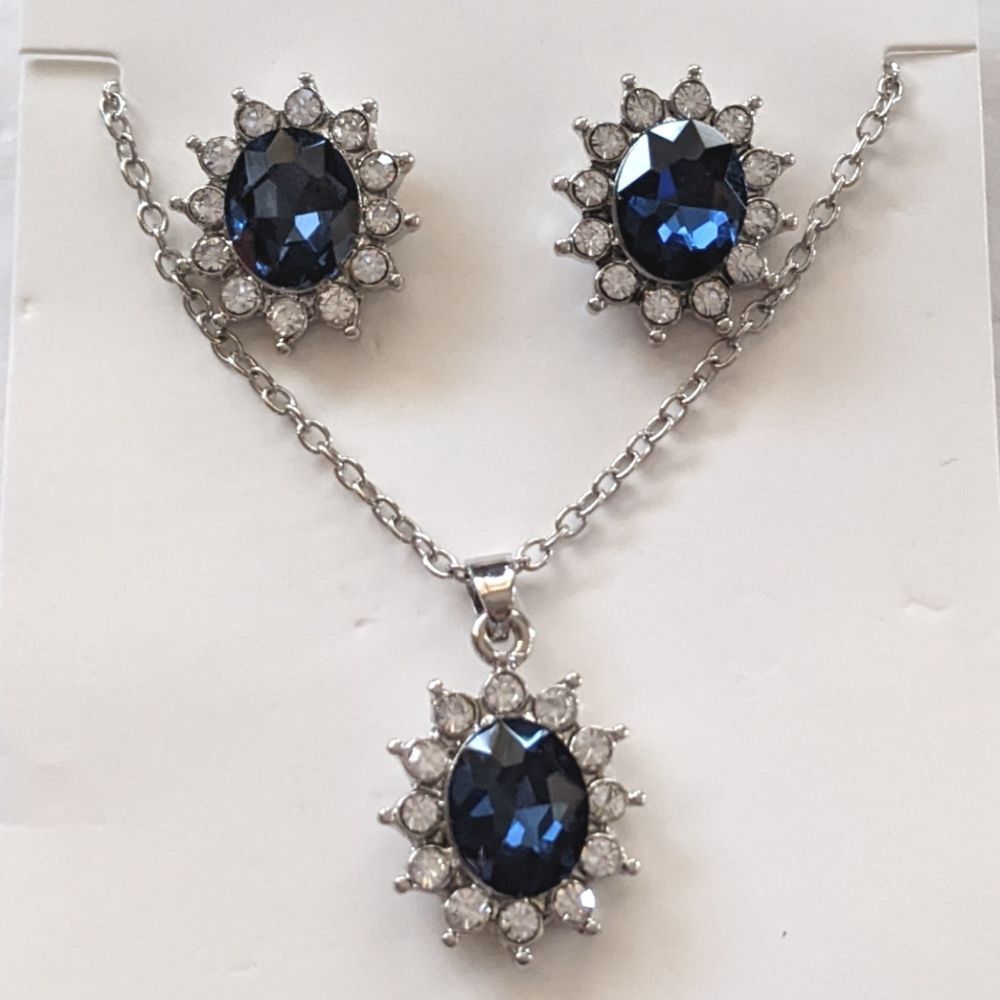 Princess Diana Style Faux Sapphire & Diamond Set Necklace & Stud Earrings